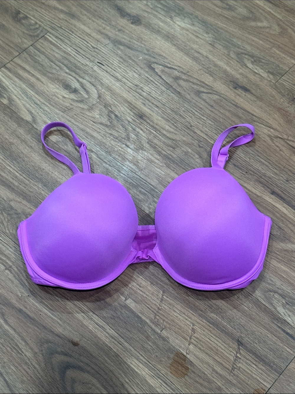 Victoria's Secret Purple Molded T-Shirt Bra
